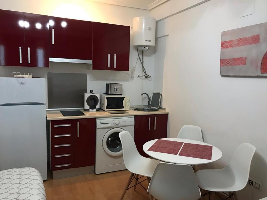 Calle Manero Molla, 16, 6-3 لقنت المظهر الخارجي الصورة